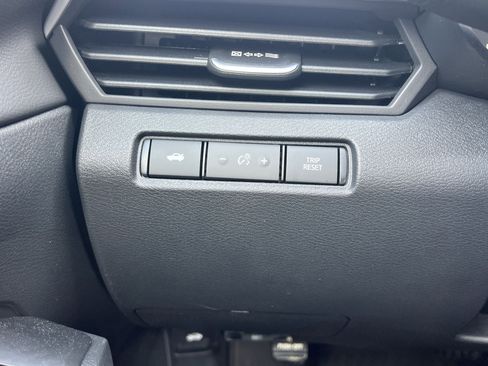 New 2026 Nissan Altima 2.5 SV image 13