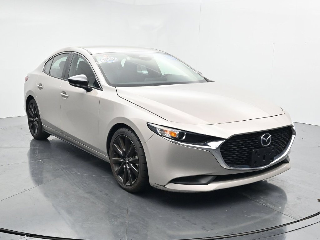 Used 2024 MAZDA MAZDA3 s FWD image 2
