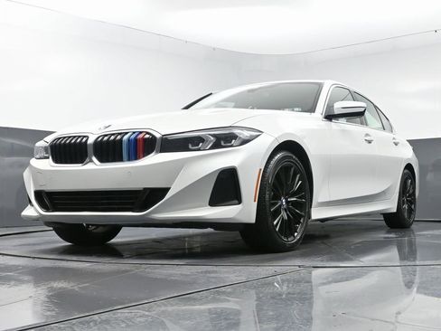 Used 2024 BMW 330i xDrive Sedan w/ Convenience Package image 50