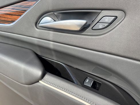 Certified 2024 Cadillac Escalade ESV Premium Luxury w/ Performance Package image 41