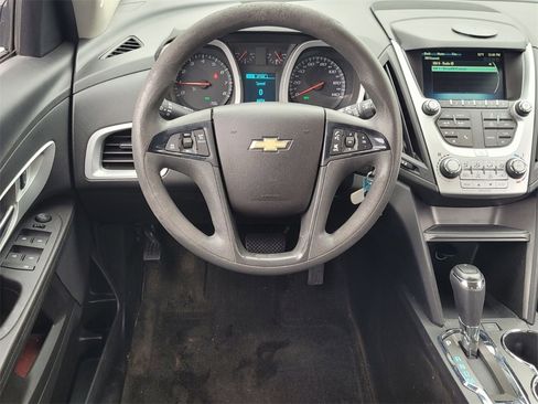 Used 2017 Chevrolet Equinox LS image 7