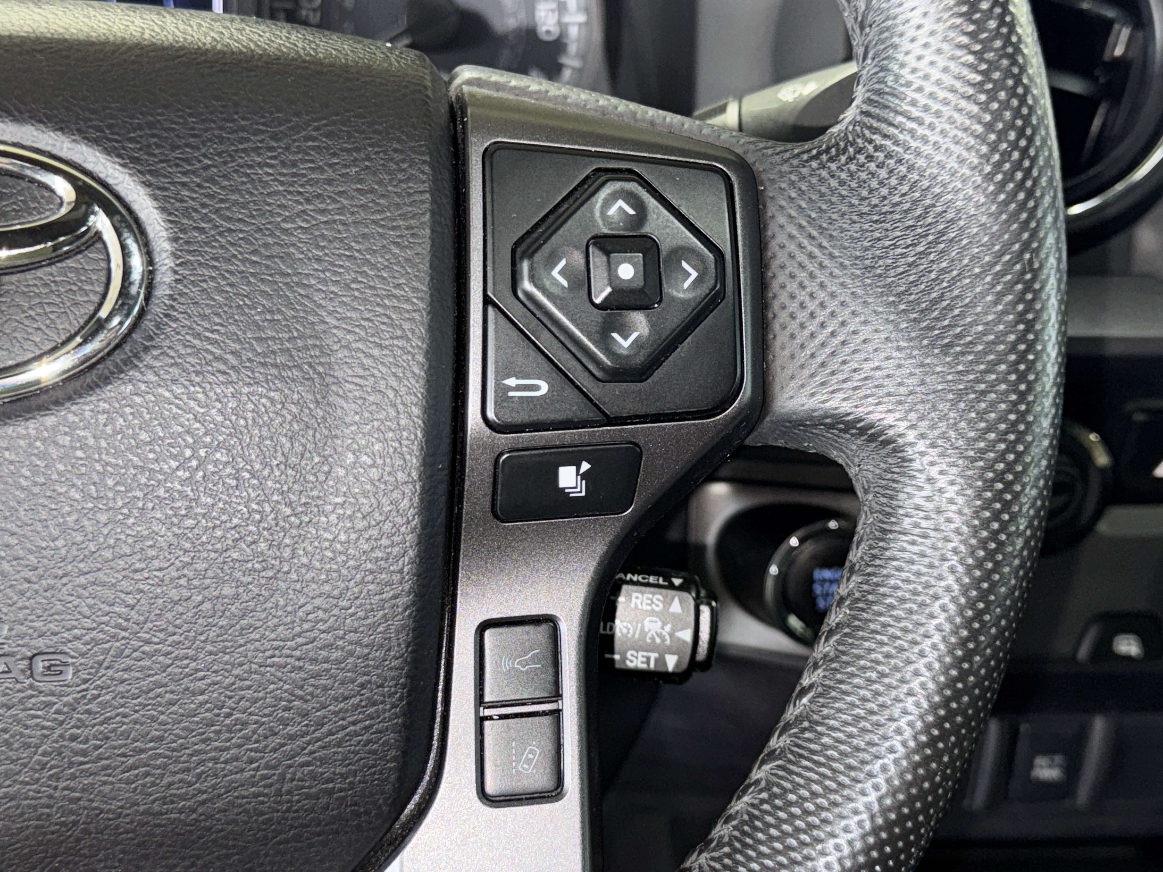 Used 2021 Toyota Tacoma TRD Sport RWD image 22