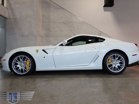Used 2011 Ferrari 599 GTB Fiorano RWD image 48