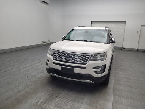 Used 2016 Ford Explorer Platinum image 15