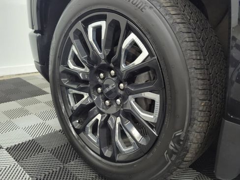 Used 2024 GMC Sierra 1500 Denali Ultimate AWD/4WD image 43