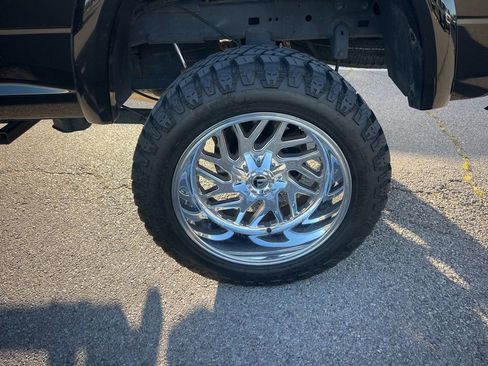 Used 2019 RAM 2500 Laramie image 24