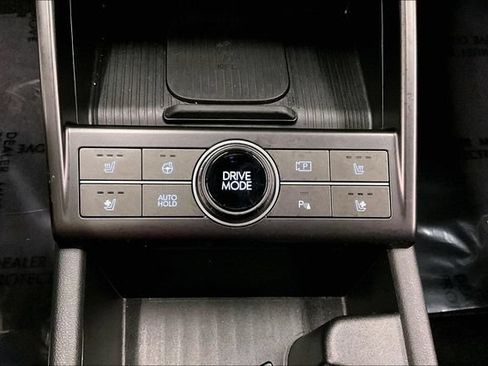 Used 2025 Hyundai Kona Limited FWD image 37