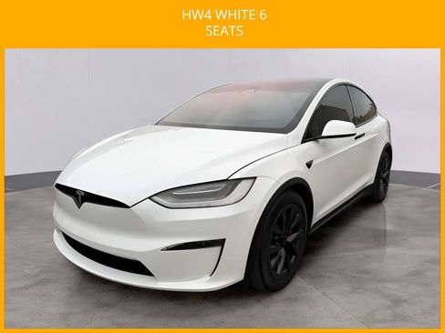 Used 2023 Tesla Model X Plaid image 6