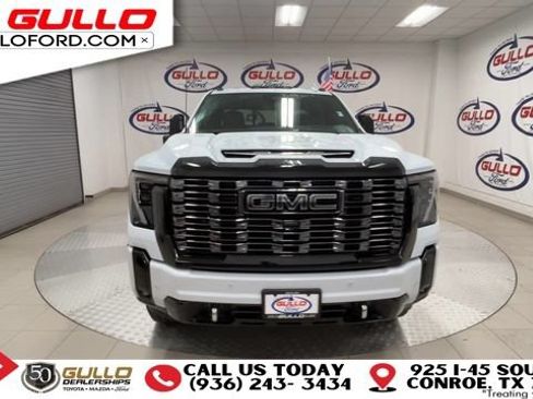 Used 2026 GMC Sierra 3500 Denali Ultimate AWD/4WD image 7