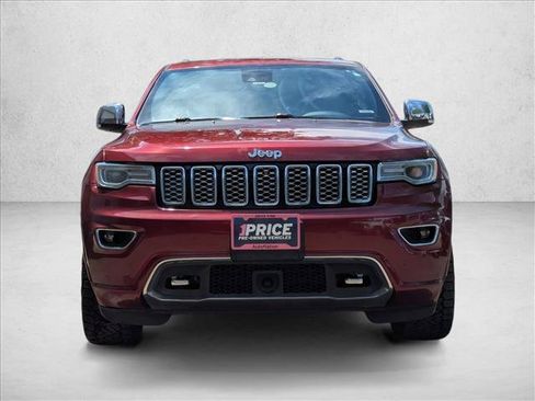 Used 2017 Jeep Grand Cherokee Overland w/ Jeep Active Safety Group AWD/4WD image 2