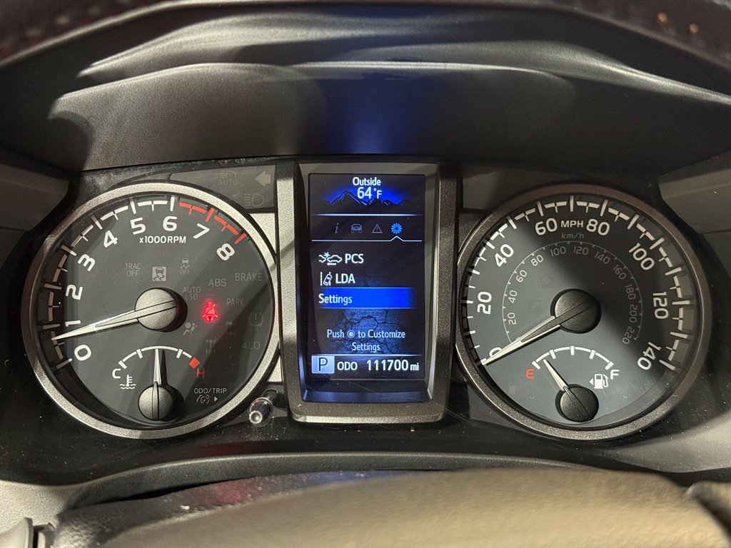 Used 2021 Toyota Tacoma TRD Off-Road AWD/4WD image 23