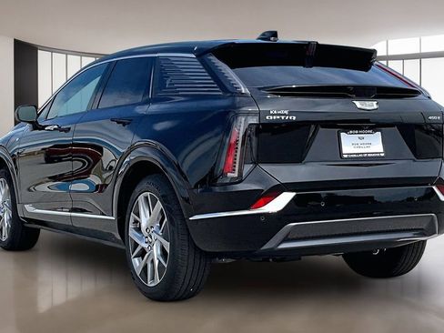 New 2026 Cadillac Optiq Luxury 1 w/ LPO, Floor Liner Package RWD image 3
