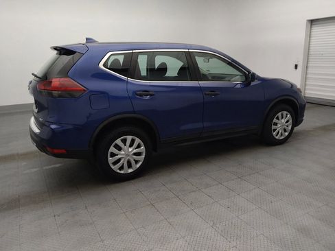 Used 2018 Nissan Rogue S AWD/4WD image 10