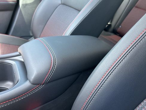 New 2026 Nissan Kicks SR FWD image 37