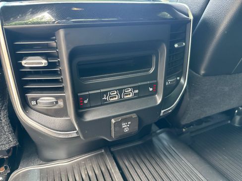 Used 2019 RAM 3500 Laramie AWD/4WD image 23