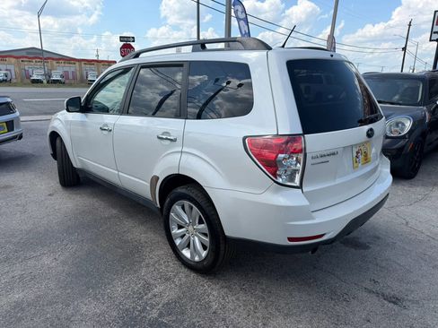 Used 2011 Subaru Forester 2.5X Limited AWD/4WD image 6