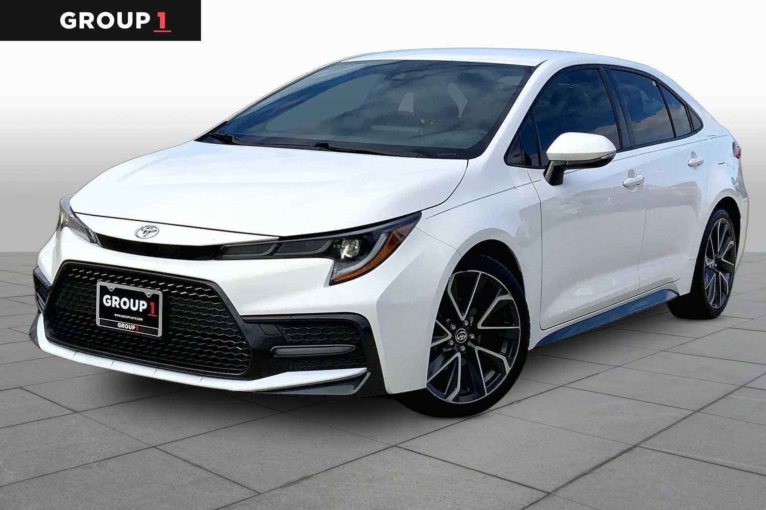Used 2021 Toyota Corolla SE FWD image 1