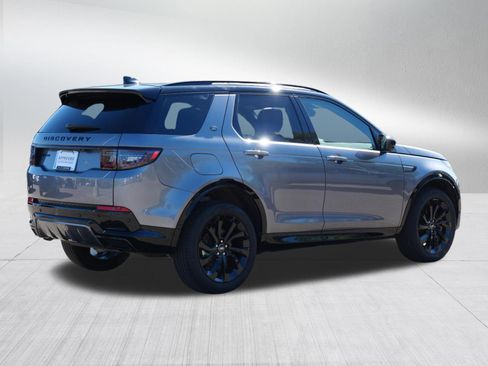 Used 2024 Land Rover Discovery Sport Dynamic SE AWD/4WD image 5
