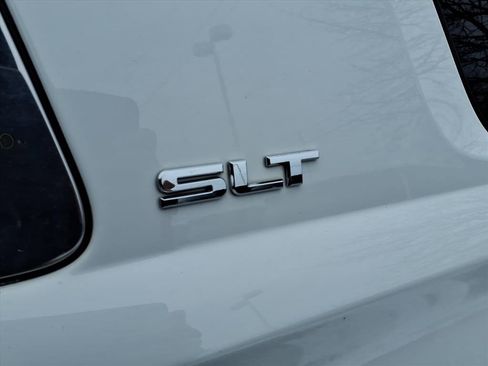 Used 2015 GMC Yukon SLT w/ Open Road Package image 11