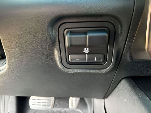 New 2024 GMC Hummer EV 3X w/ LPO, Illumination Package image 31