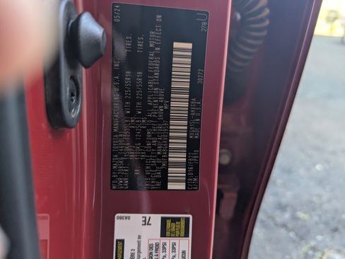 Used 2024 Toyota Corolla Cross SE w/ Moonroof Package image 33