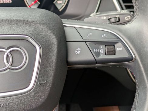 Used 2023 Audi Q5 2.0T Premium Plus w/ Premium Plus Package image 11