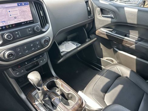 Certified 2022 GMC Canyon Elevation w/ Elevation Premium Package AWD/4WD image 32