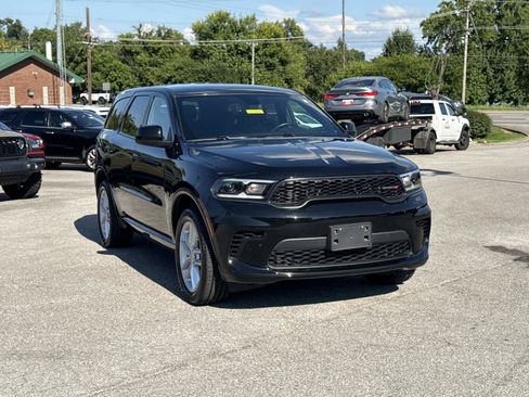 Certified 2025 Dodge Durango GT AWD/4WD image 3