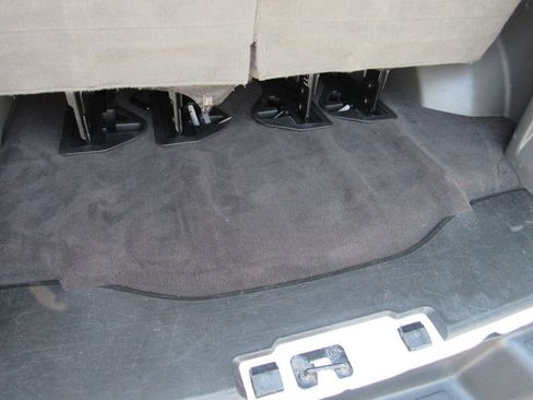 Used 2020 Chevrolet Express 2500 LT w/ LT Preferred Equipment Group RWD image 23