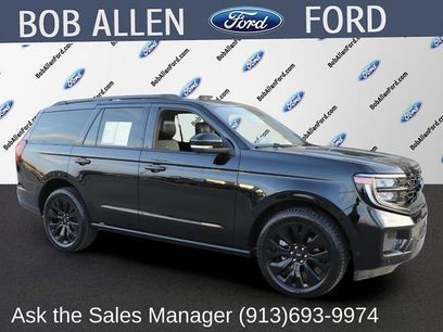 Used 2025 Ford Expedition Platinum w/ Stealth Appearance Package