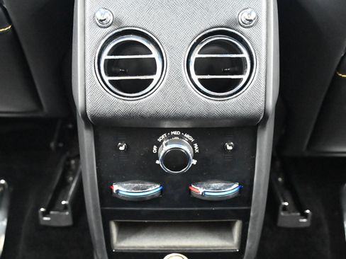 Used 2023 Rolls-Royce Cullinan image 43