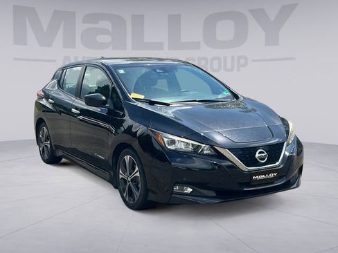 Used 2019 Nissan Leaf SV w/ SV Technology Package FWD image 7