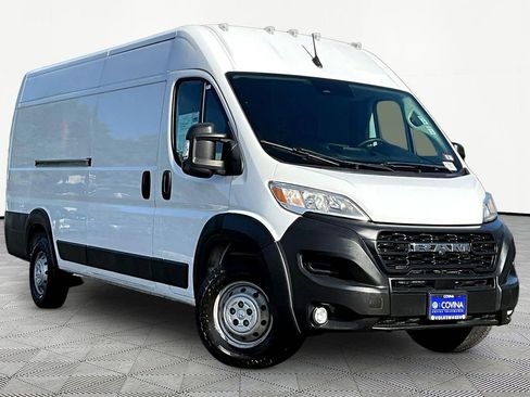 Used 2023 RAM ProMaster 3500 w/ Driver Convenience Group image 1
