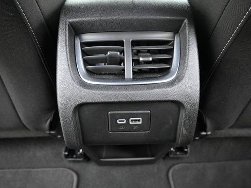 Used 2025 Chevrolet Blazer LT FWD image 29