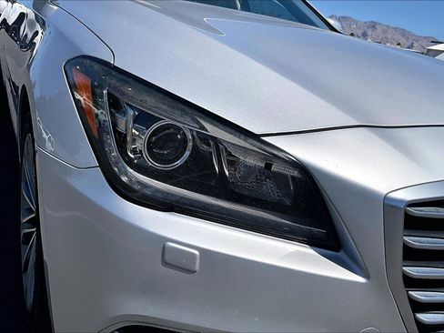 Used 2017 Genesis G80 3.8 AWD/4WD image 28