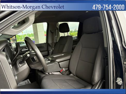 Used 2022 Chevrolet Silverado 2500 Custom w/ Custom Convenience Package AWD/4WD image 10