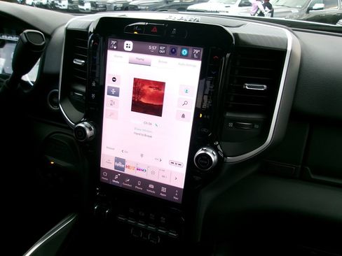 New 2026 RAM 3500 Big Horn AWD/4WD image 11