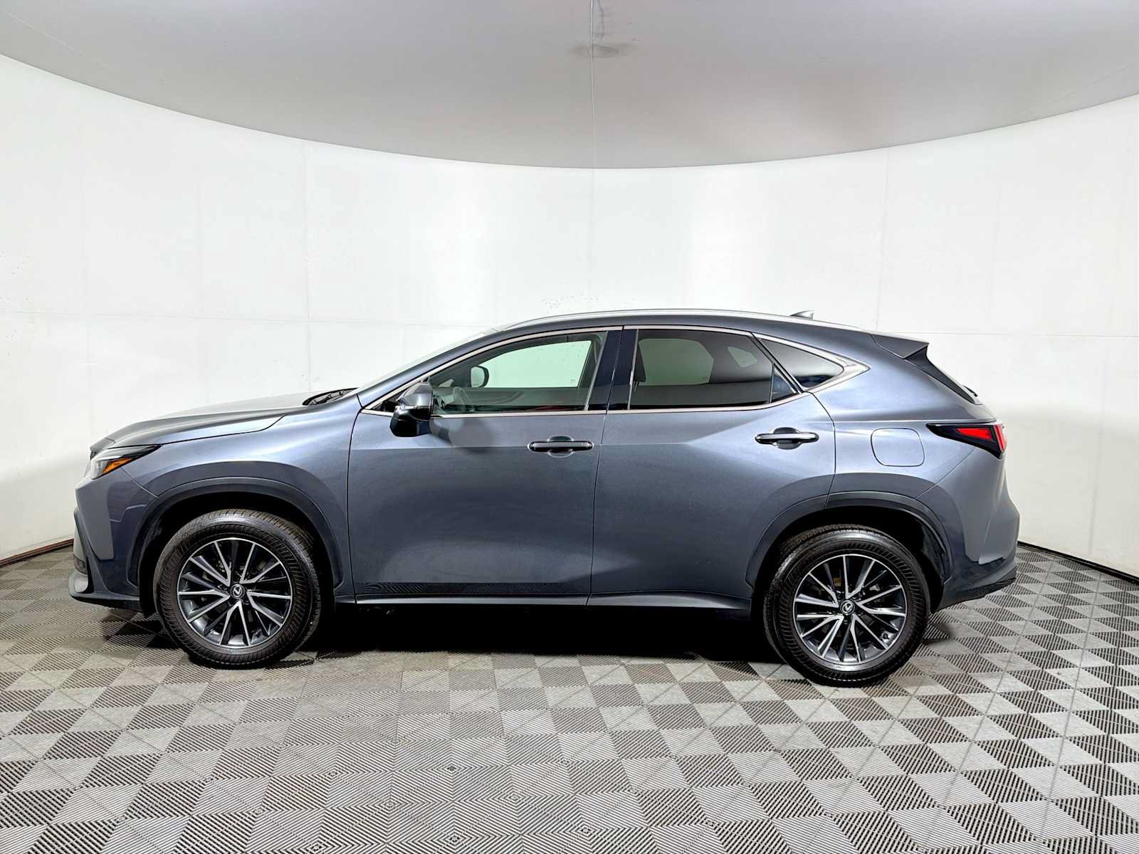 Used 2024 Lexus NX 350 AWD w/ Cold Area Package image 4