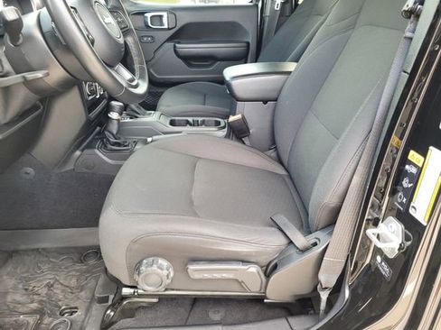 Used 2021 Jeep Gladiator Sport AWD/4WD image 24