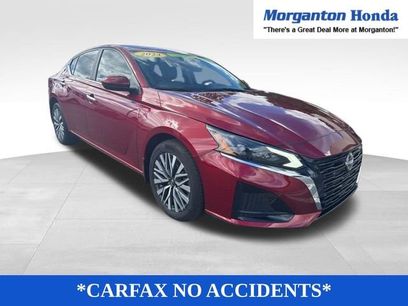 Used 2023 Nissan Altima 2.5 SV