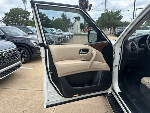 Used 2020 Nissan Armada Platinum w/ Cargo Package RWD image 14