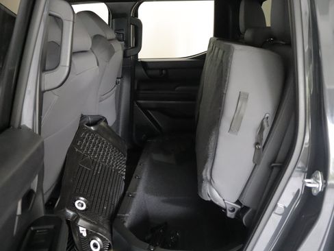 Used 2025 Toyota Tacoma SR AWD/4WD image 9