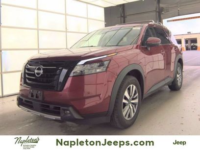 Used 2023 Nissan Pathfinder SL w/ Lighting Package (N92)