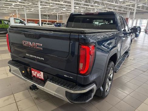 Used 2022 GMC Sierra 1500 SLT w/ SLT Convenience Package AWD/4WD image 5
