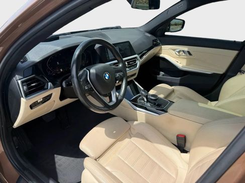 Used 2019 BMW 330i Sedan w/ Premium Package RWD image 15