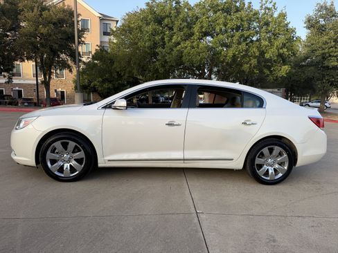 Used 2013 Buick LaCrosse Premium w/ Driver Confidence Package FWD image 4