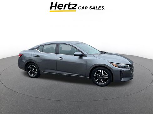 Used 2025 Nissan Sentra SV image 1