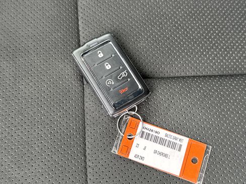 Used 2023 Jeep Grand Cherokee L Laredo image 37