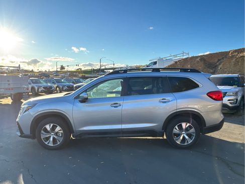 Certified 2024 Subaru Ascent Premium w/ Convenience Package image 8