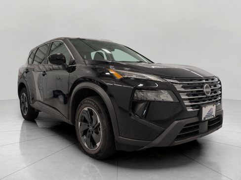 Used 2025 Nissan Rogue SV AWD/4WD image 1